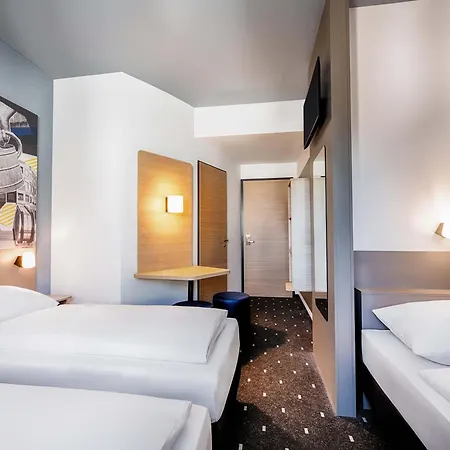 Отель Giessen-city 3*